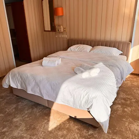 Hotel Boat Sofia